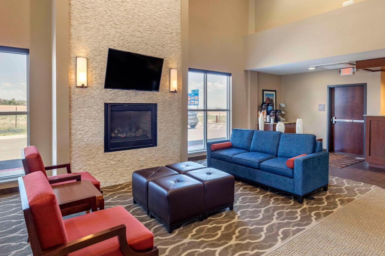 Comfort Inn & Suites Edgewood Exterior foto